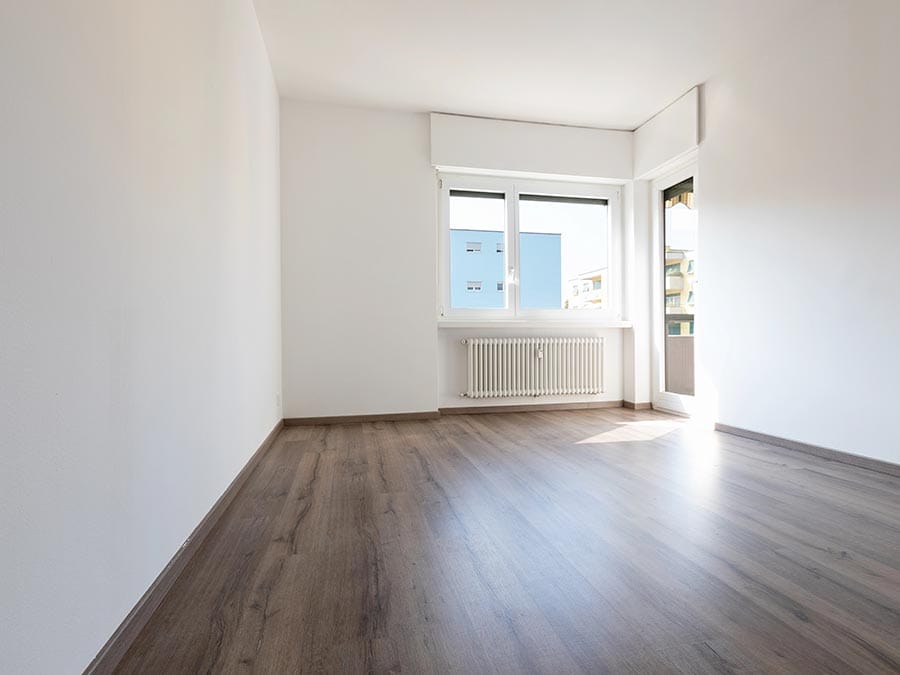 Una stanza imbiancata dal team di Bloom Cleaning a Milano