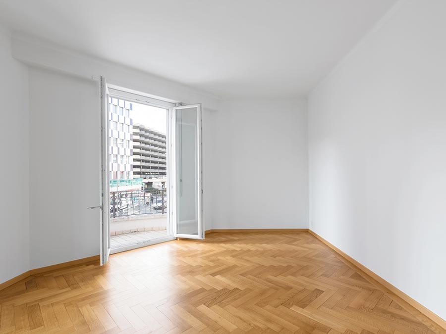 Una stanza imbiancata dal team di Bloom Cleaning a Milano