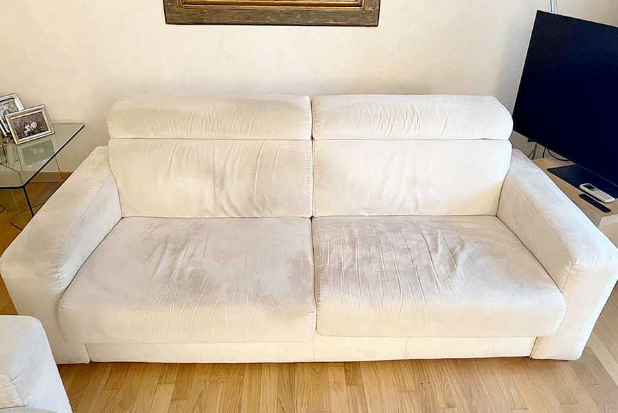 Lavaggio divano a domicilio in zona Moscova, Milano